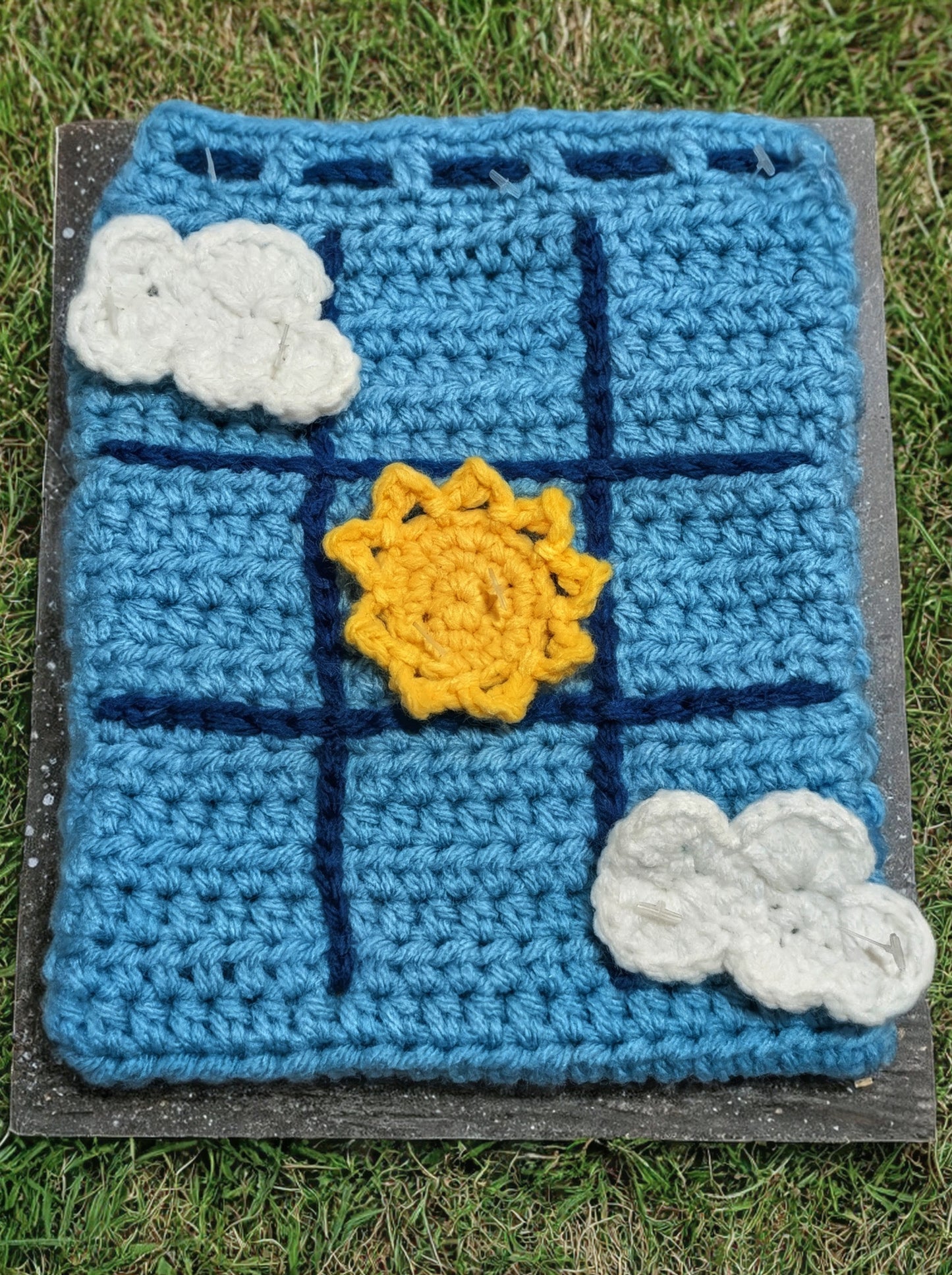 Sunny Day Tic Tac Toe Game Bag