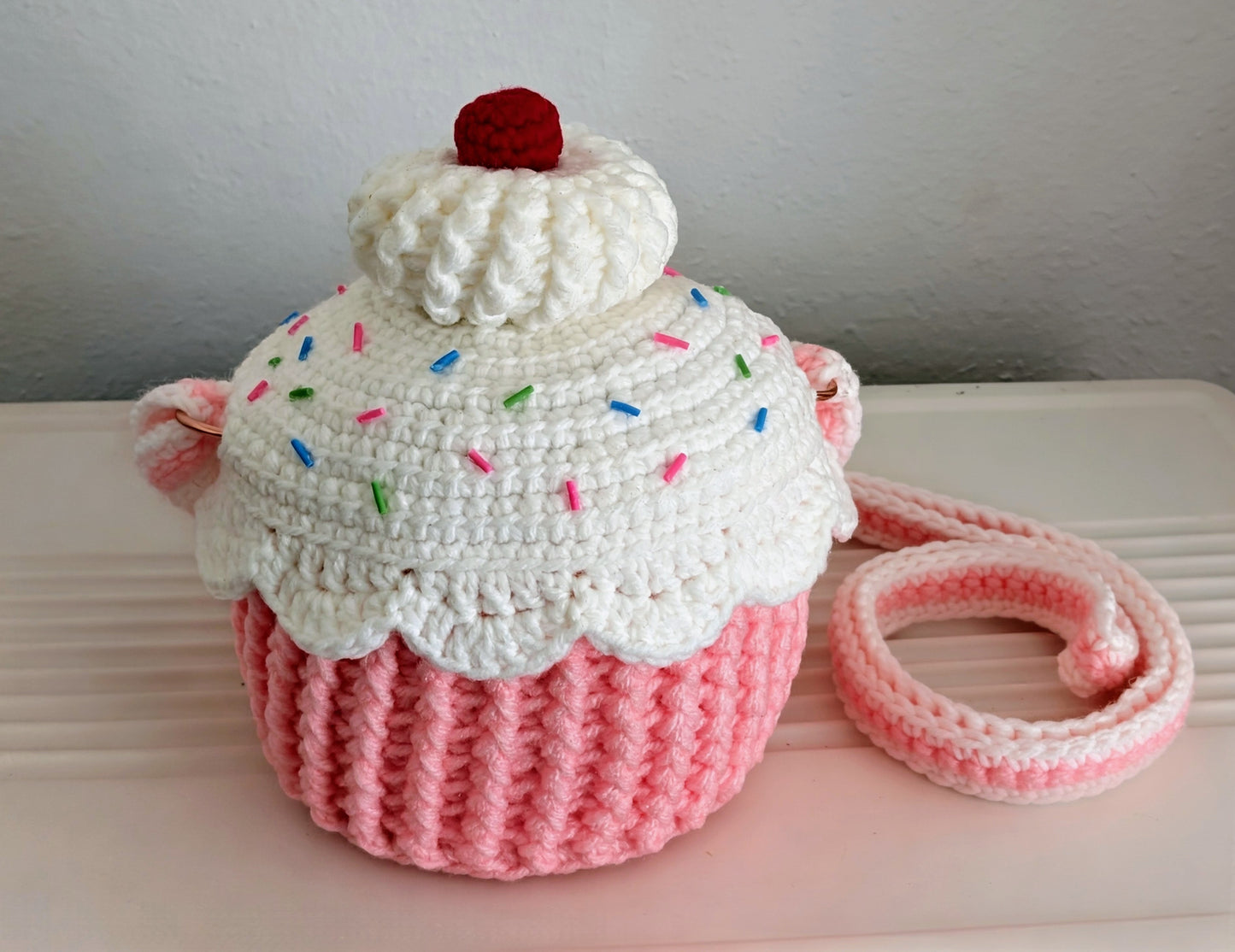 Cupcake Puff Crossbody Bag