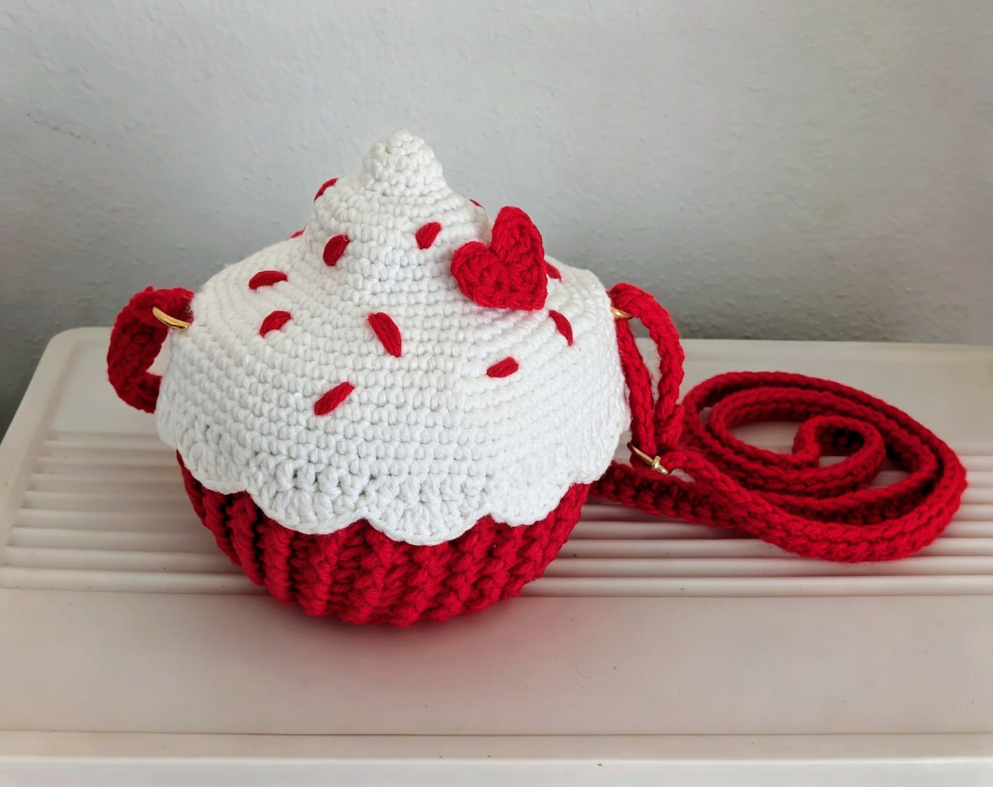 Melting Hearts Cupcake Crossbody Bag